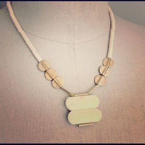 NWOT David Aubrey necklace